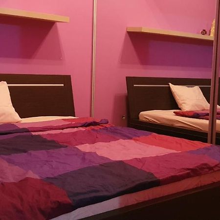 Westend Flat Budapest Esterno foto