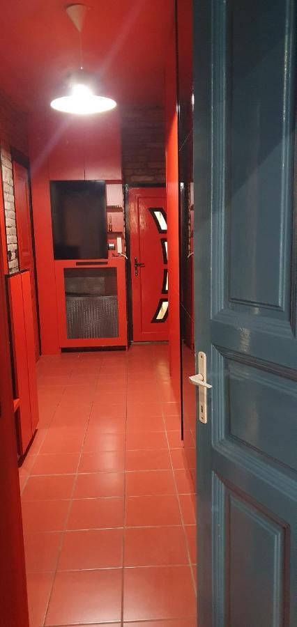 Westend Flat Budapest Esterno foto